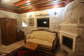 Alaturca House