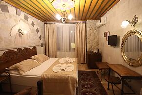 Alaturca House