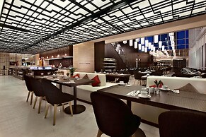 Aston Priority Simatupang Hotel & Conference Center