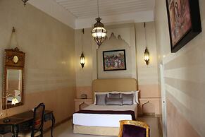 Riad Emberiza Sahari