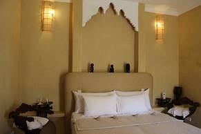 Riad Emberiza Sahari