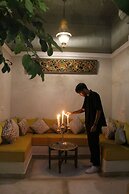 Riad Emberiza Sahari