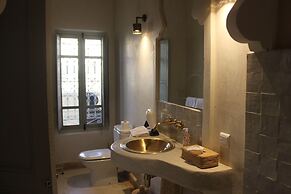 Riad Emberiza Sahari