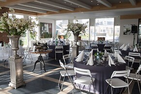 Harbour Club Terherne