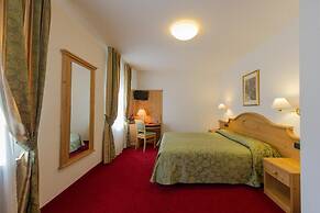 Hotel Lucia