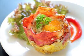 Lotus Tirta Seminyak