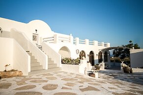 Villa Iliovasilema Santorini