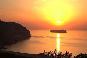 Villa Iliovasilema Santorini