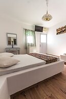 Villa Iliovasilema Santorini