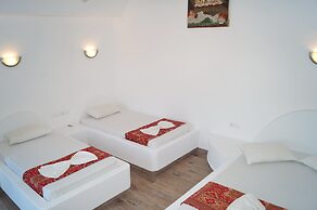 Villa Iliovasilema Santorini