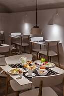 9Hotel Republique