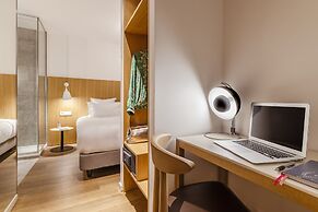 9Hotel Republique