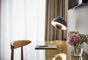 9Hotel Republique