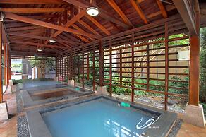 Country Garden Holiday Hot Spring Hotel Fogang