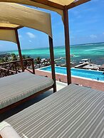 Sandbar Beachfront Hostel & Restaurant