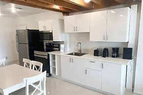 Castle Beach Suites by MiaRentals