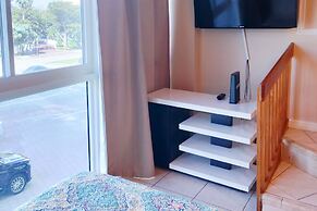 Castle Beach Suites by MiaRentals