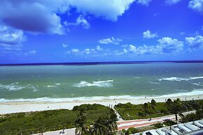 Castle Beach Suites by MiaRentals