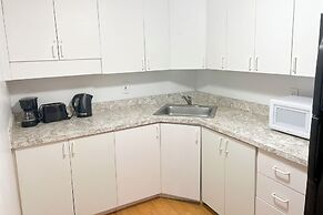 Castle Beach Suites by MiaRentals