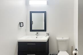 Castle Beach Suites by MiaRentals