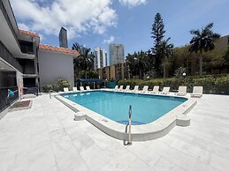 Sunny Isles Apartments