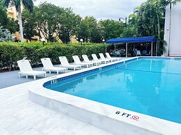 Sunny Isles Apartments