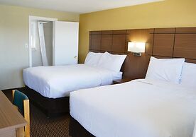 Motel 6 Campbellford, ON