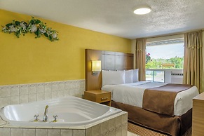 Motel 6 Campbellford, ON