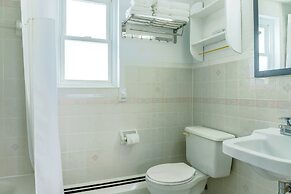 Motel 6 Campbellford, ON