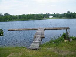 Motel 6 Campbellford, ON