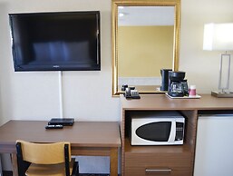 Motel 6 Campbellford, ON
