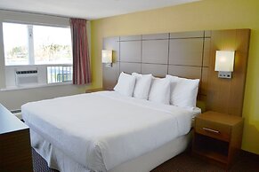 Motel 6 Campbellford, ON