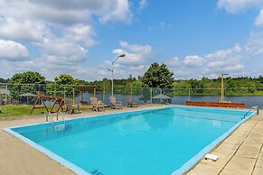 Motel 6 Campbellford, ON