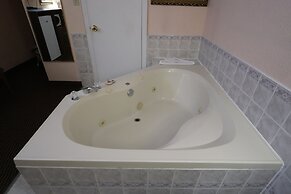 Motel 6 Campbellford, ON