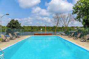 Motel 6 Campbellford, ON