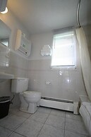 Motel 6 Campbellford, ON