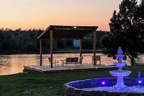 Motel 6 Campbellford, ON