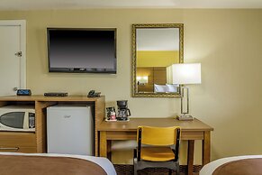 Motel 6 Campbellford, ON