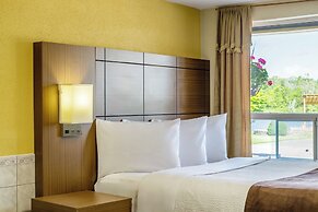 Motel 6 Campbellford, ON