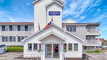 Harborline Hotel