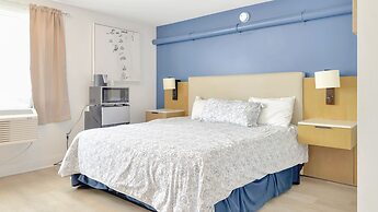 Harborline Hotel