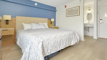 Harborline Hotel