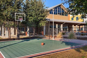 Homewood Suites by Hilton TechRidge Parmer @ I-35