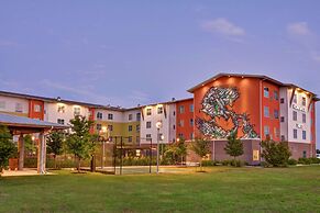 Homewood Suites by Hilton TechRidge Parmer @ I-35