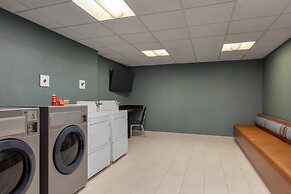 Homewood Suites by Hilton TechRidge Parmer @ I-35