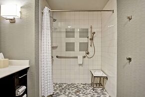 Homewood Suites by Hilton TechRidge Parmer @ I-35