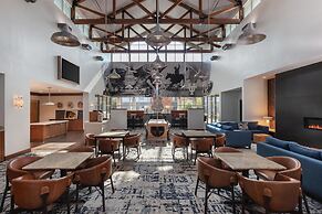 Homewood Suites by Hilton TechRidge Parmer @ I-35