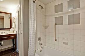 Homewood Suites by Hilton TechRidge Parmer @ I-35