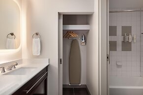 Homewood Suites by Hilton TechRidge Parmer @ I-35