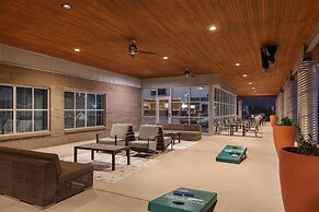 Homewood Suites by Hilton TechRidge Parmer @ I-35